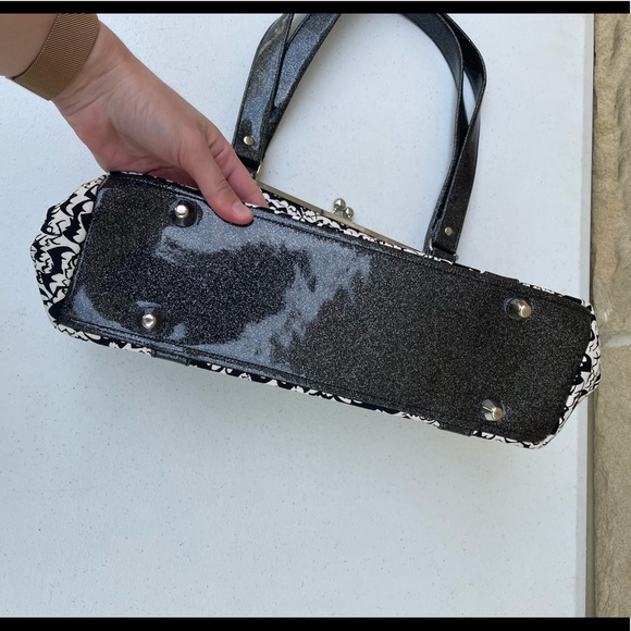 Rare Hold Fast Bat Shoulder Bag Purse Kiss Lock Paisley Halloween - Picture 4 of 15